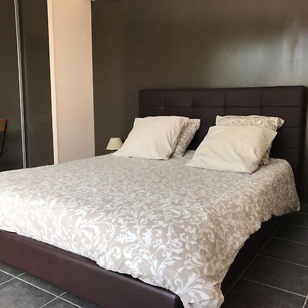 Chambres D'Hotes, B&B Climatisees La Borrellienne Saint-Maximin-la-Sainte-Baume Luaran gambar