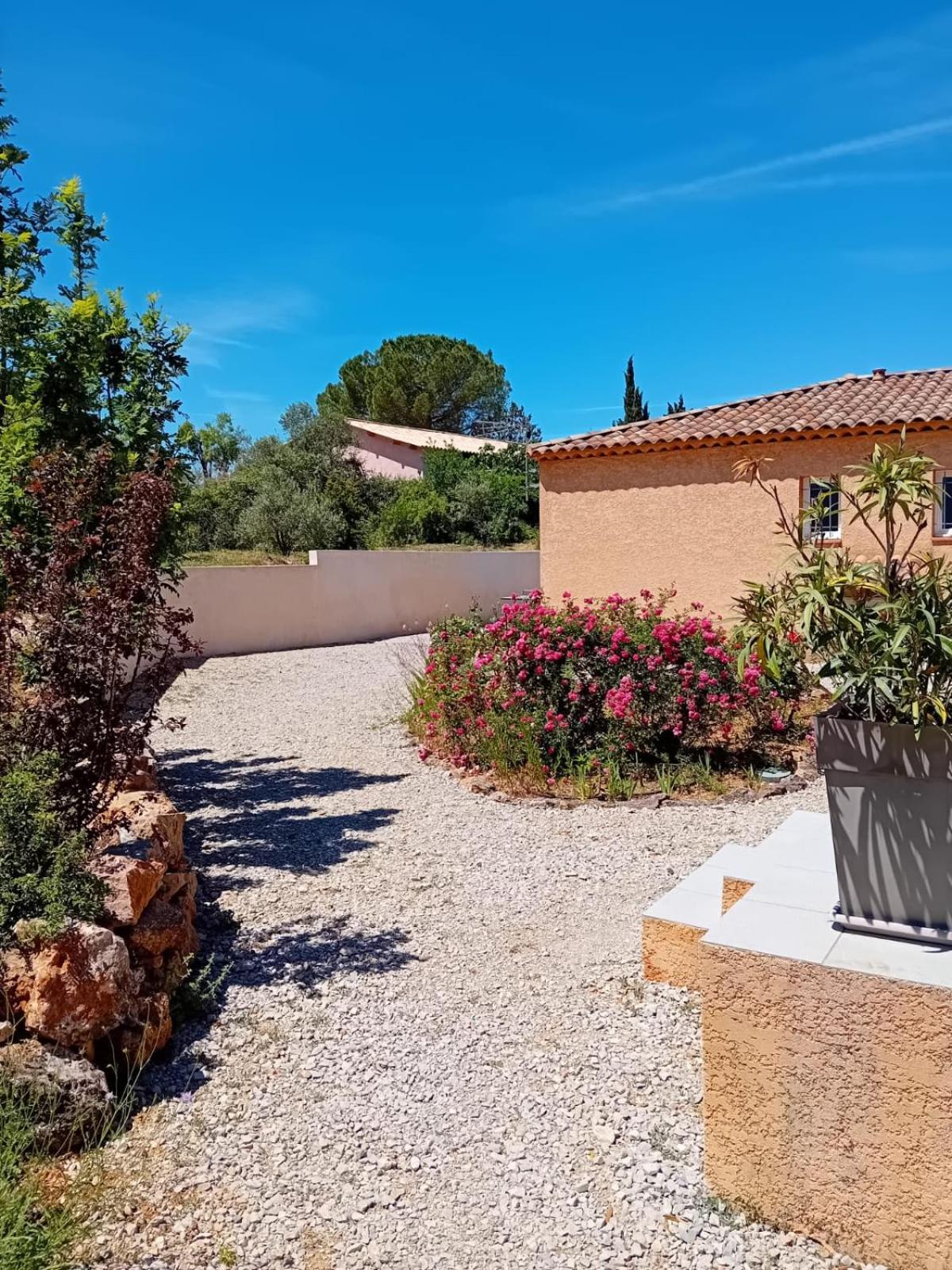 Chambres D'Hotes, B&B Climatisees La Borrellienne Saint-Maximin-la-Sainte-Baume Luaran gambar